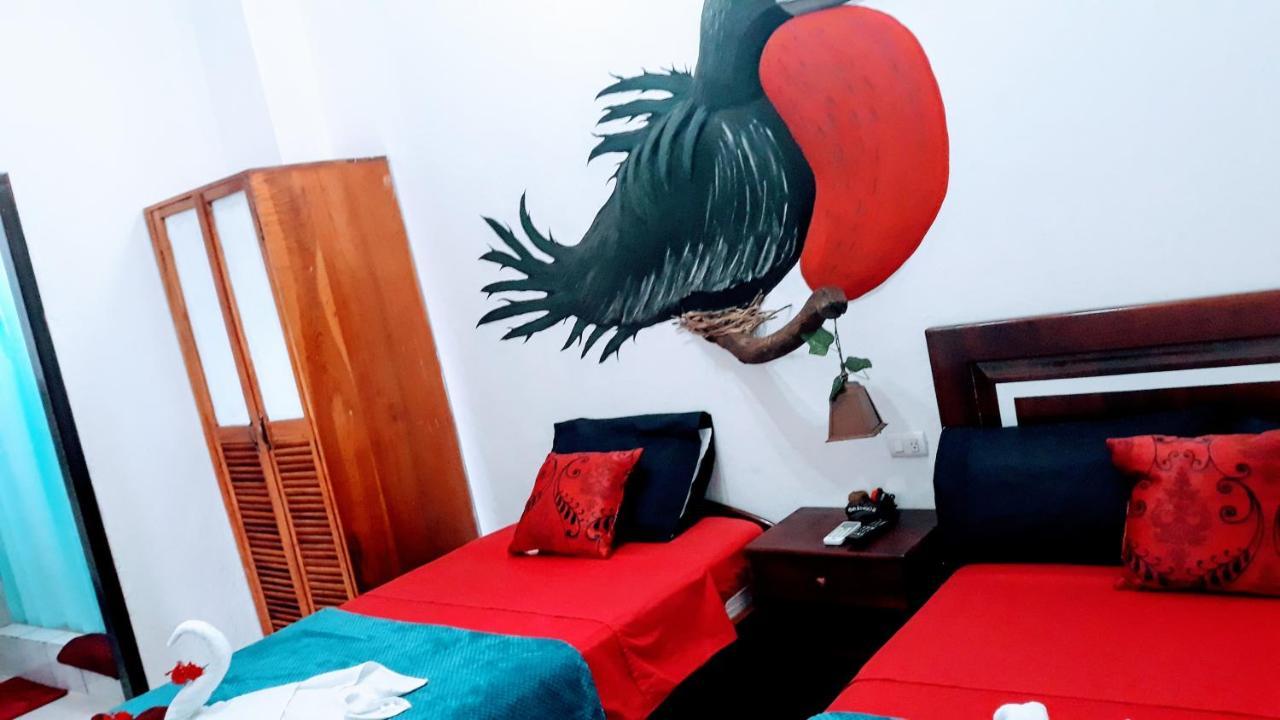 פורטו איורה Suite Galarous Island מראה חיצוני תמונה