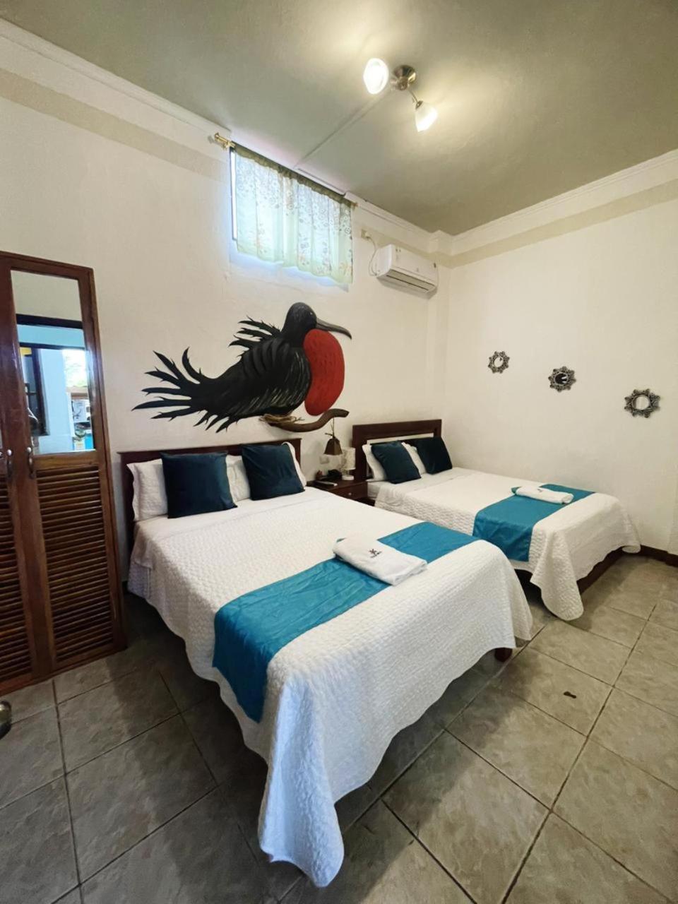 פורטו איורה Suite Galarous Island מראה חיצוני תמונה