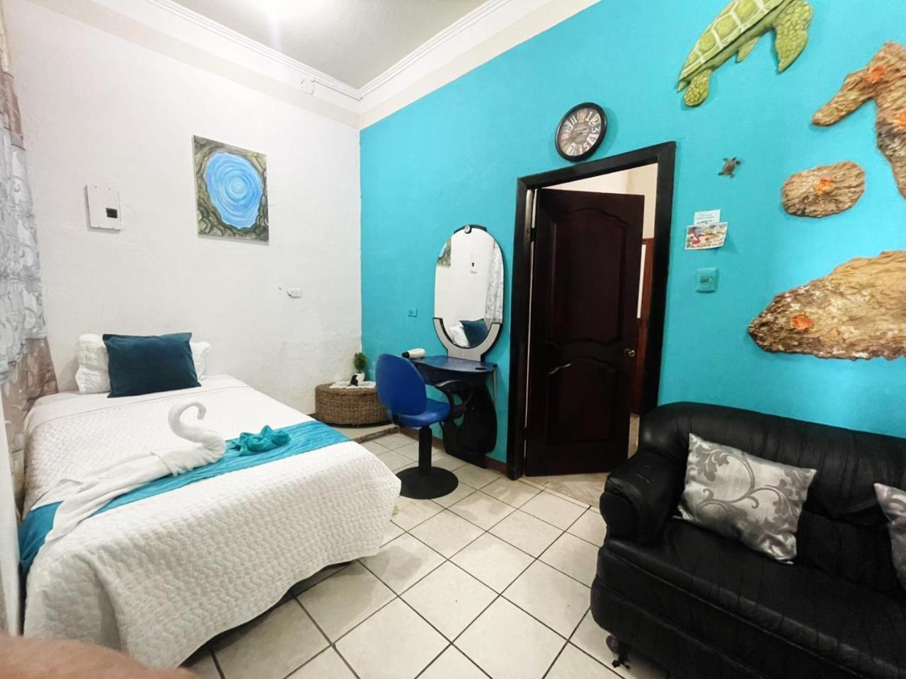 פורטו איורה Suite Galarous Island מראה חיצוני תמונה